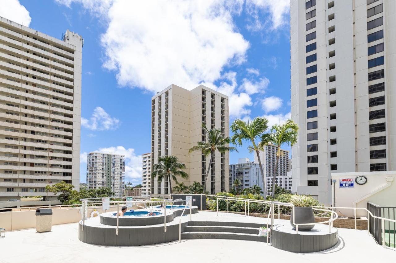 Cozy Waikiki Getaway, Stroll To Beach With Free Parking Honolulu Luaran gambar